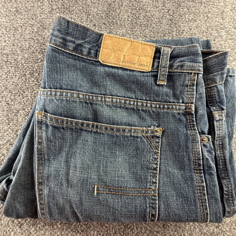Calvin Klein Jeans Mens 34 Straight Leg Medium Wash Blue Denim 100% Cotton